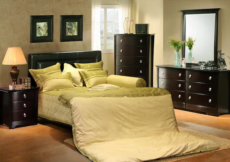 Kê giường ngủ đối diện gương gây cảm giác bất an, lo âu
