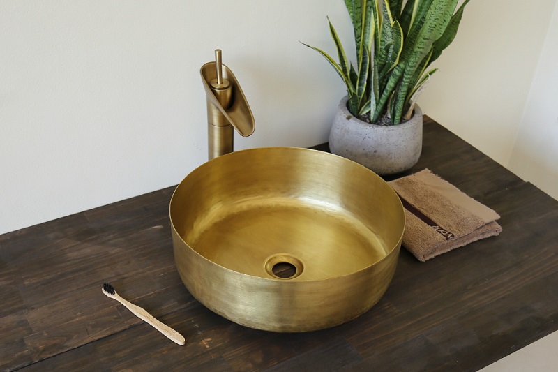 Mẫu lavabo đồng thau vừa bền đẹp vừa độc đáo
