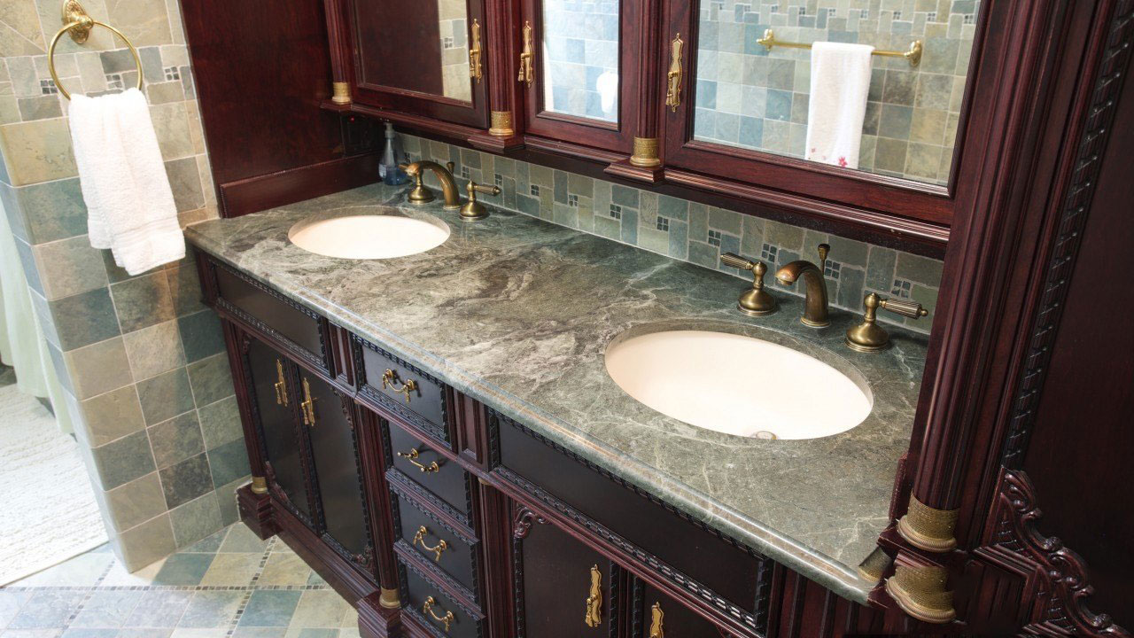Chất liệu đá marble được sử dụng khá nhiều để gia công các mẫu bàn đá lavabo đẹp