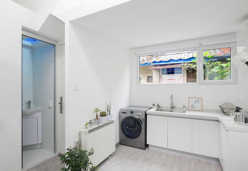 Không nên đặt bếp đối diện nhà vệ sinh