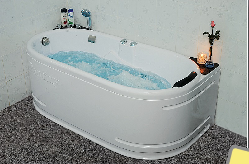 Lựa chọn kiểu bồn tắm nằm phù hợp căn nhà và sở thích của gia chủ