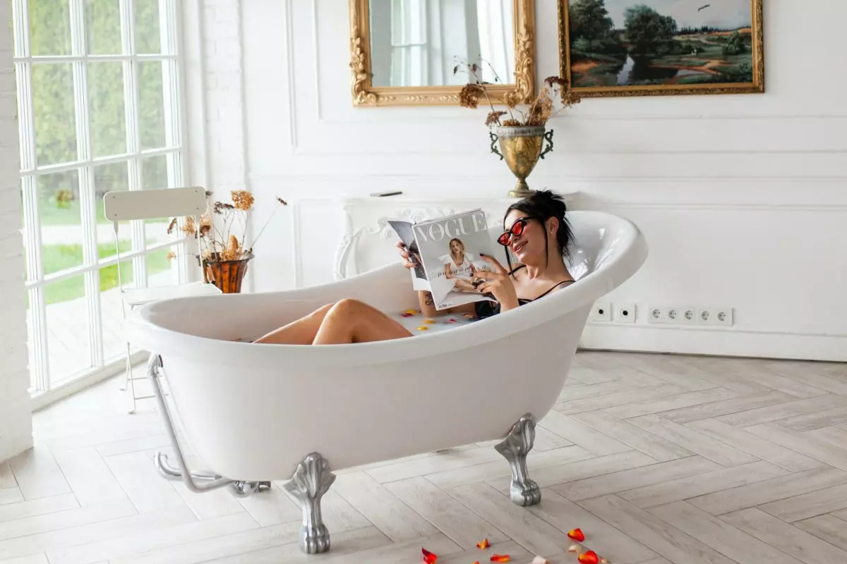 Tư vấn mua bồn tắm nằm cho gia đình: 04 tiêu chí cần nhớ