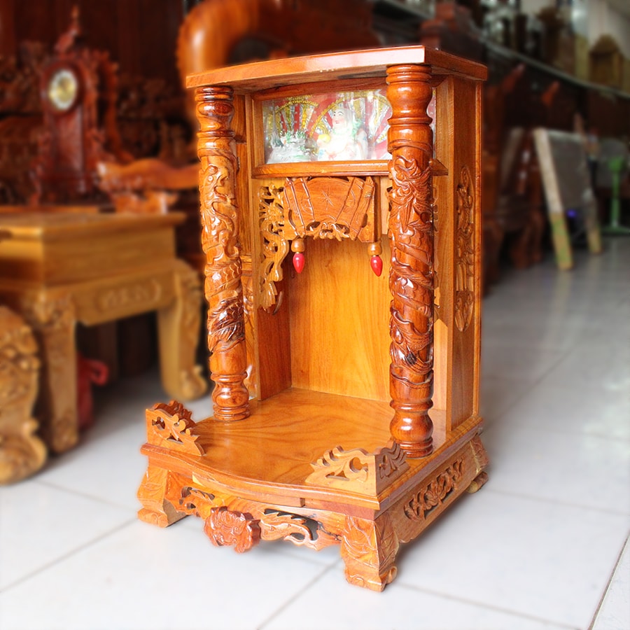 Gia chủ cần nhớ một số lưu ý khi mua bàn thờ Thần Tài để rước lộc về nhà